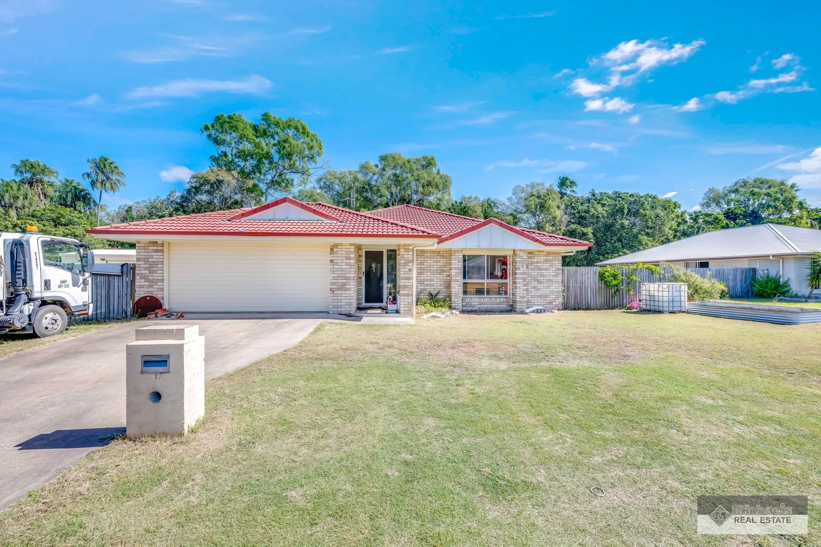 17 Monarch Avenue, Moore Park Beach QLD 4670