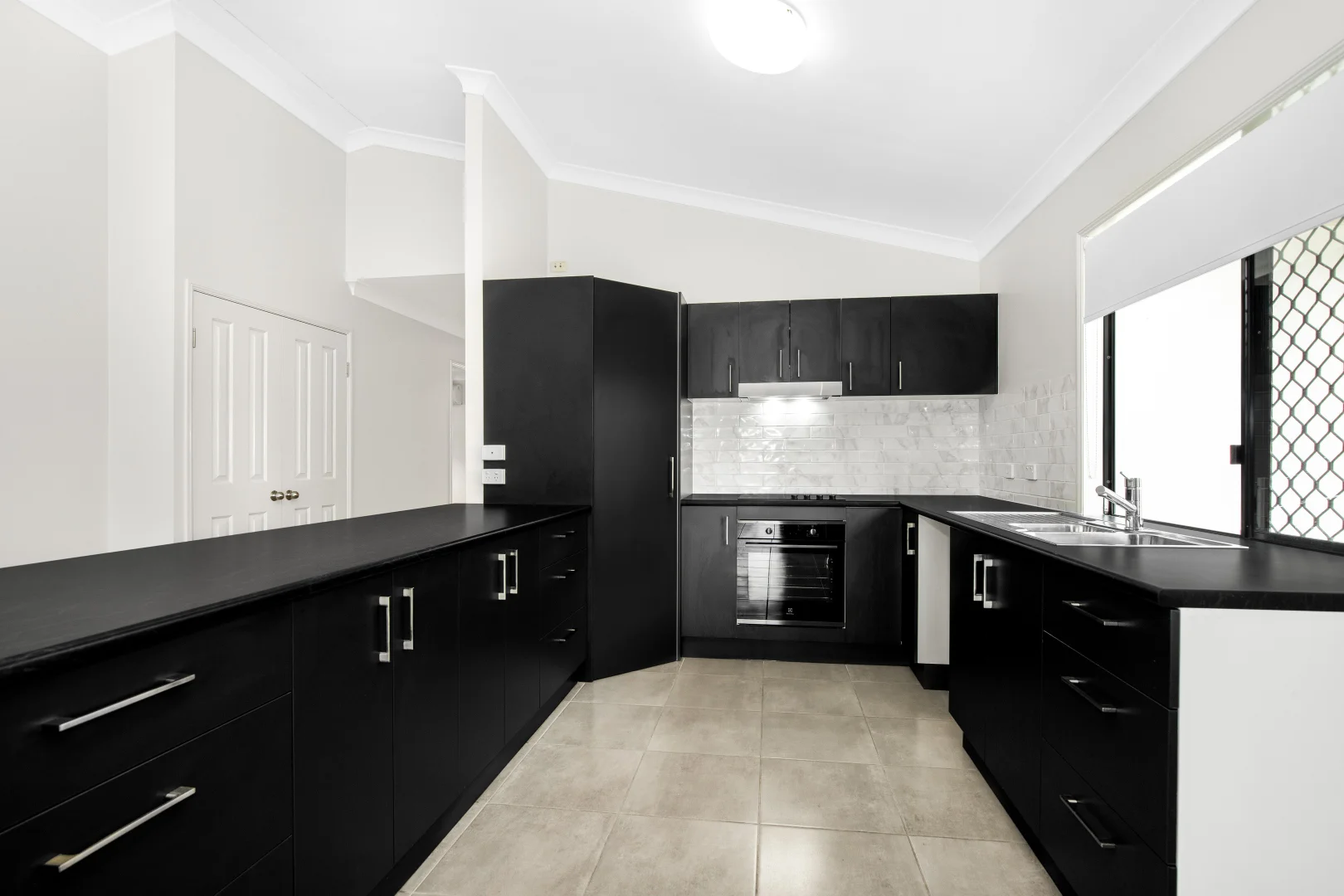 Additional image 2 of 13 Fig Tree Pocket, Idalia QLD 4811
