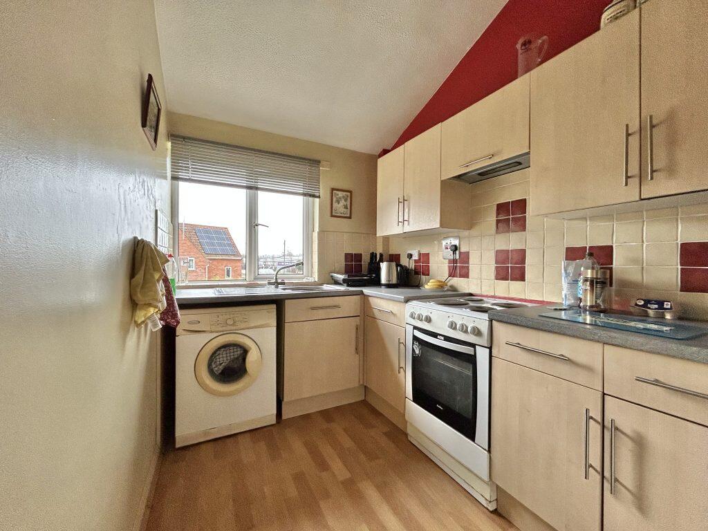 Rosebery Avenue, Yeovil, Somerset, BA21 photo 4