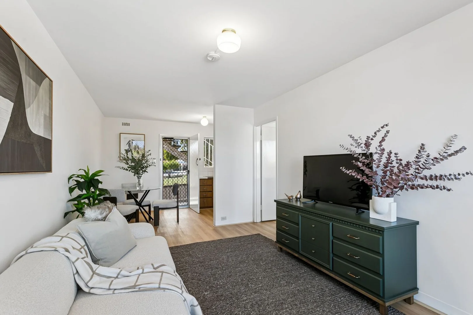 2/35 Osborne Place, Stirling WA 6021 photo 2