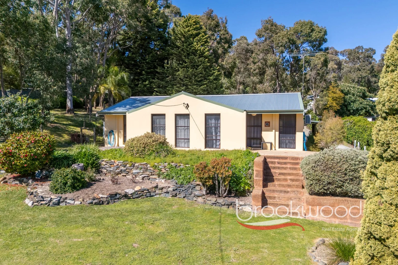 13 Hanzell Road, Darlington WA 6070