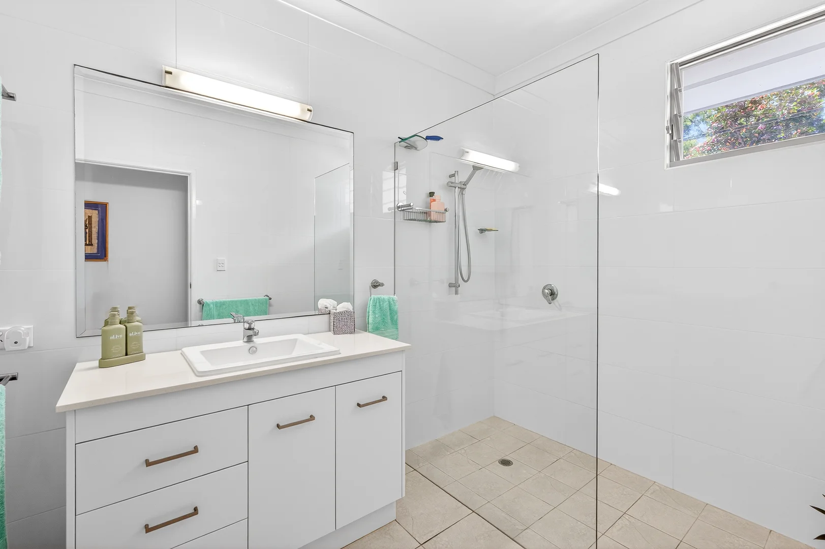 Additional image 16 of 3/83A Rajah Road, Ocean Shores NSW 2483
