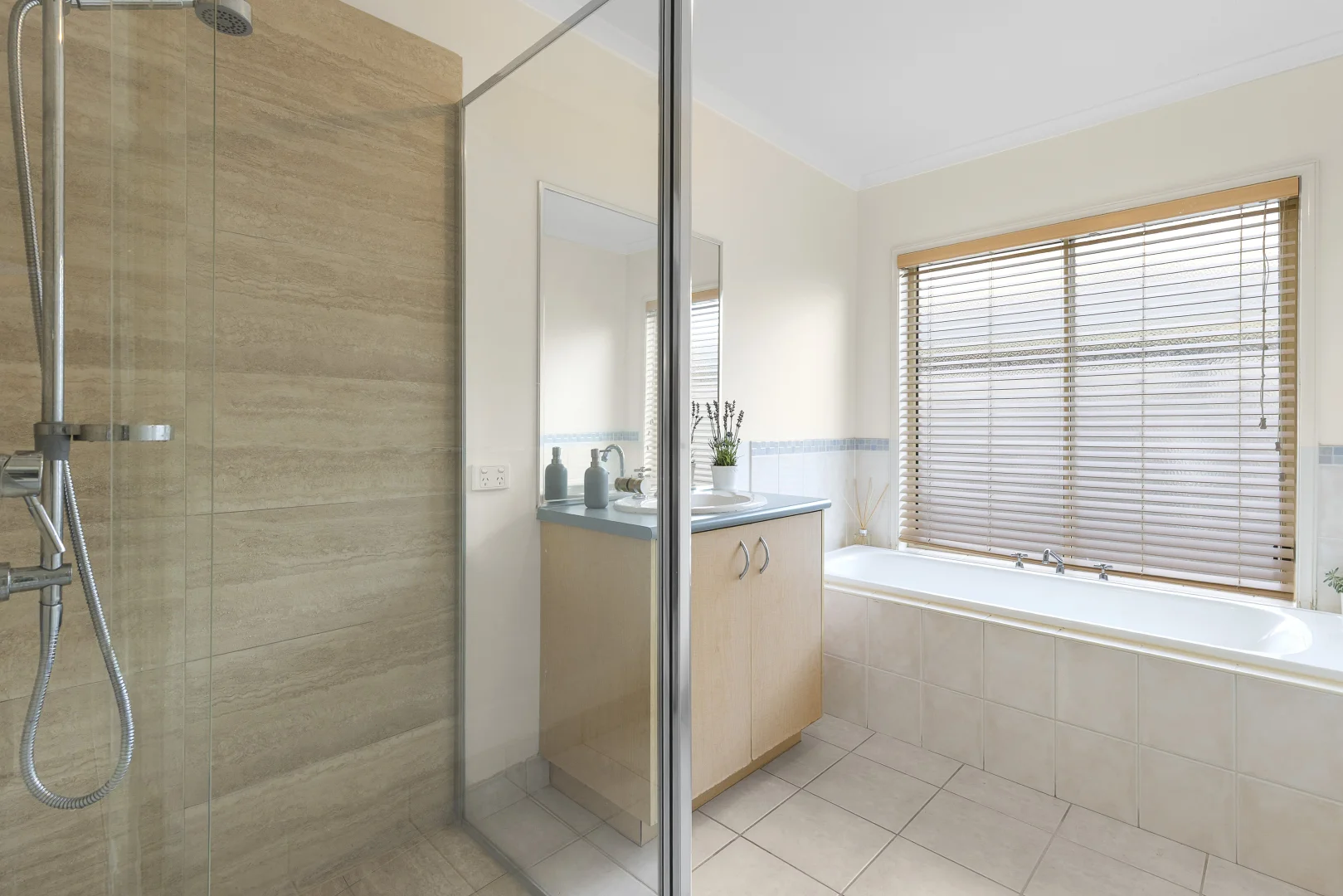 Additional image 17 of 50 Rio Grande Drive, Roxburgh Park VIC 3064