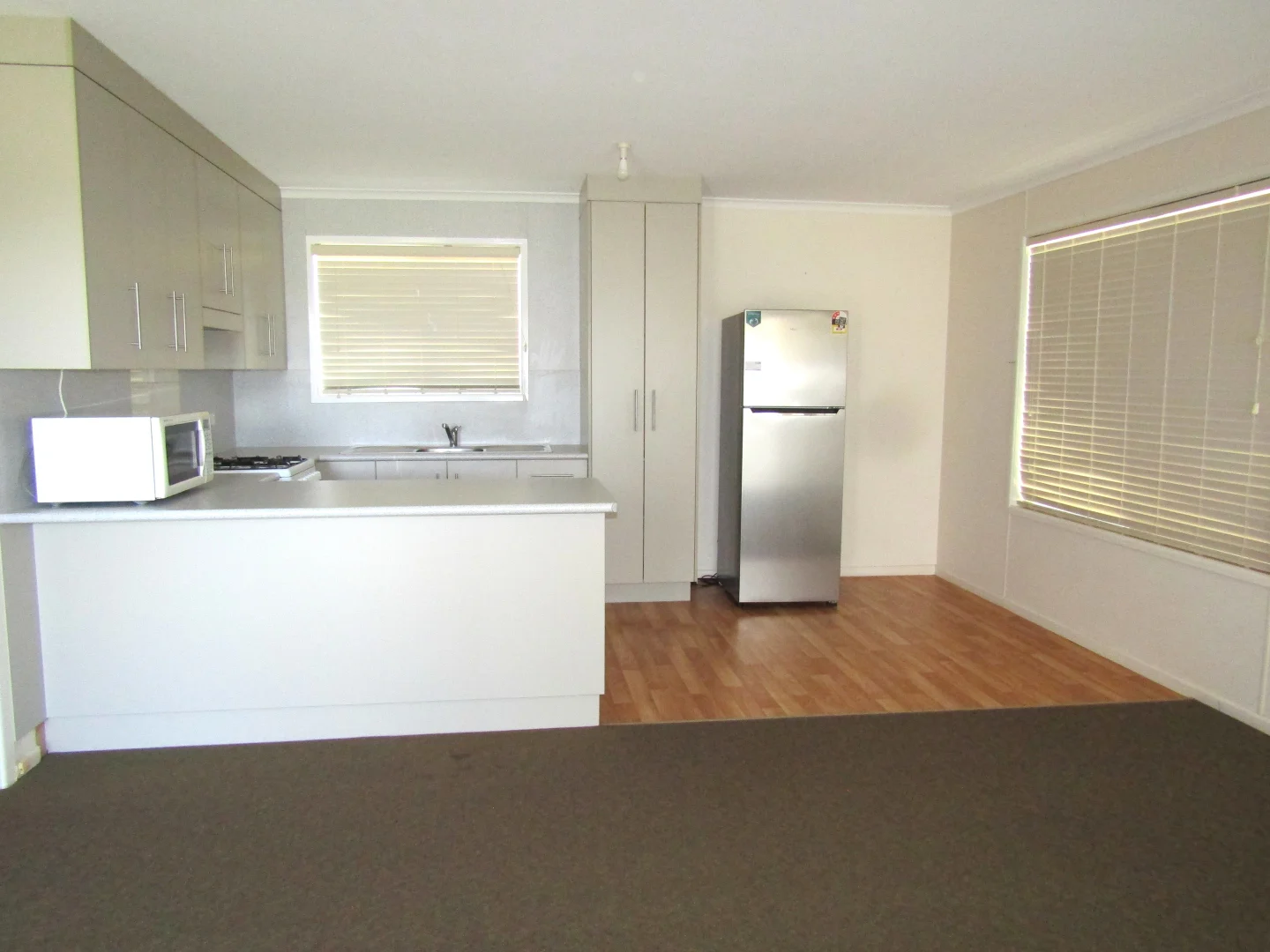 15 North Street, Bluff QLD 4702 photo 5