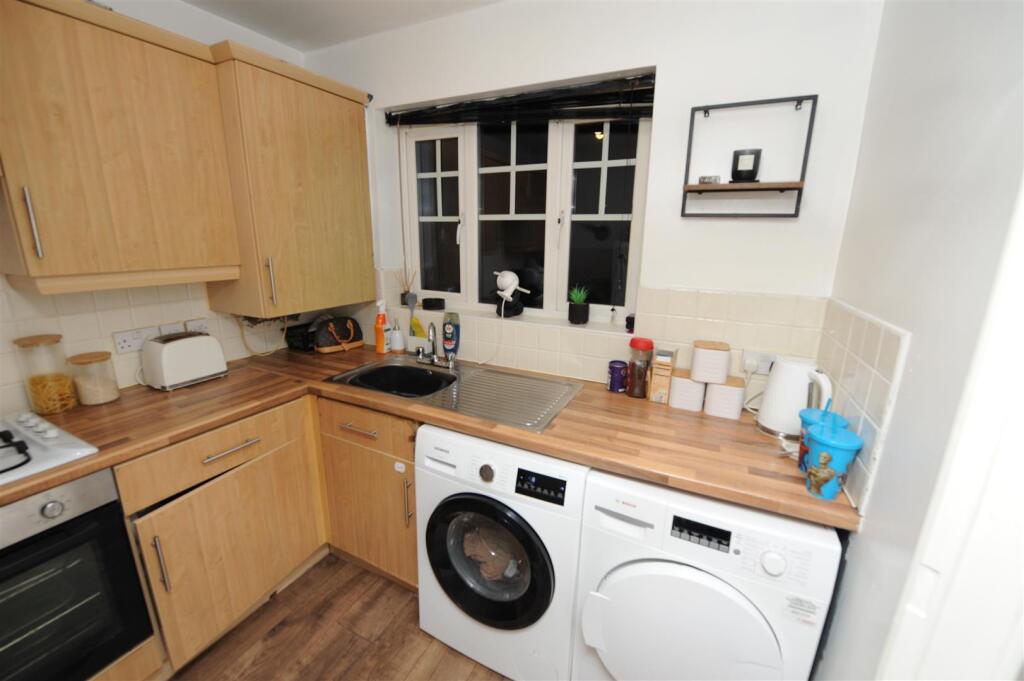 Additional image 4 of Rowantree Drive, Thorpe Edge, Bradford