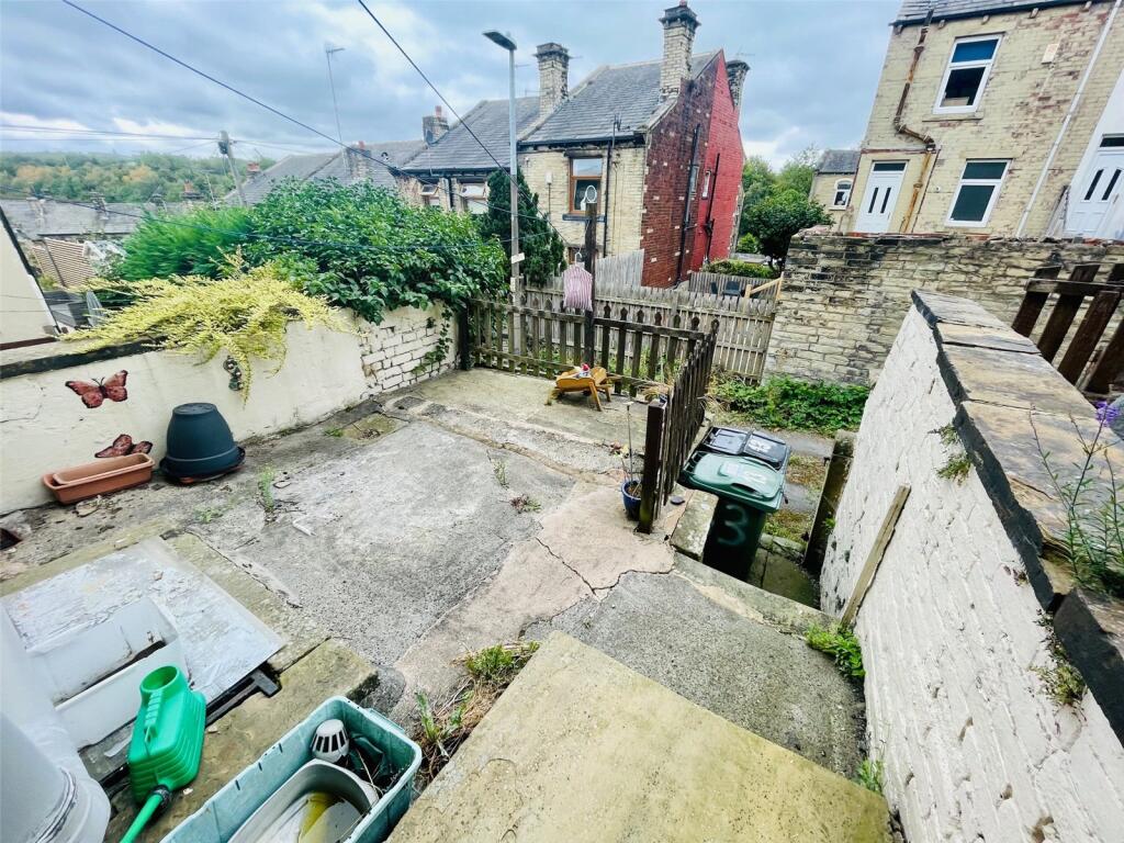Additional image 9 of Cross Street, Oakenshaw, Bradford, West Yorkshire, BD12