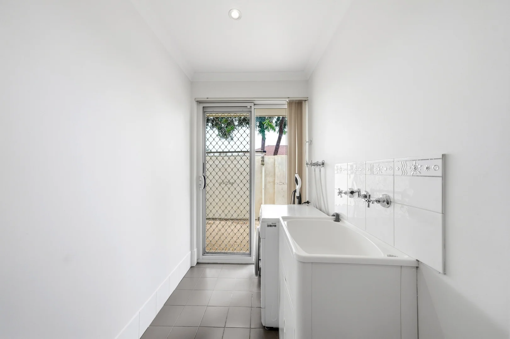 Additional image 21 of 24 Farmaner Parkway, Ellenbrook WA 6069