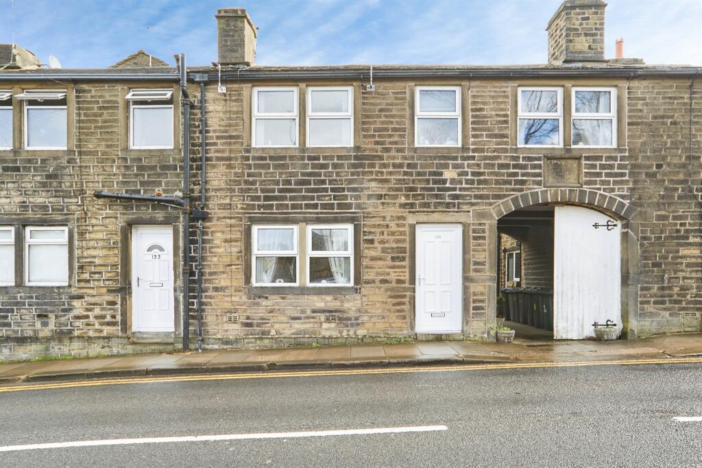 Main Street, Wilsden, BRADFORD