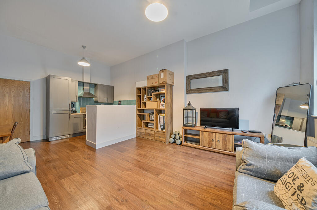 Additional image 7 of East Parade, Bradford, West Yorkshire, BD1