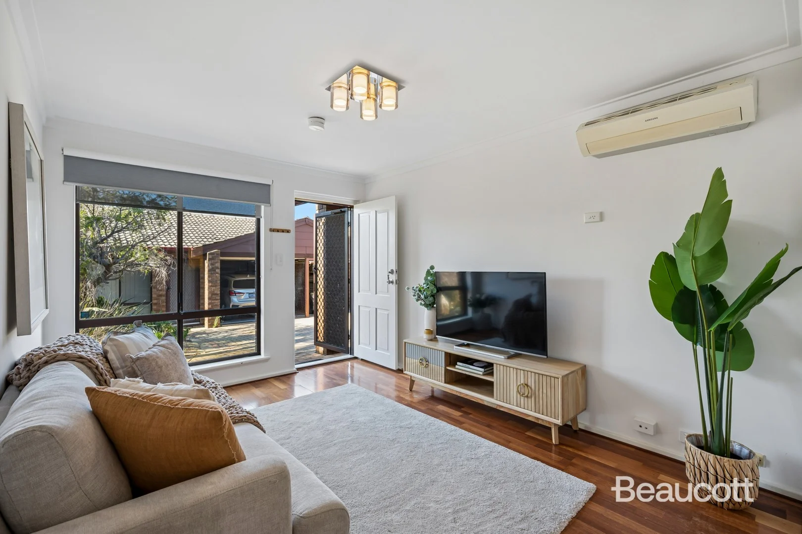 8/12 Ferguson Street, Maylands WA 6051