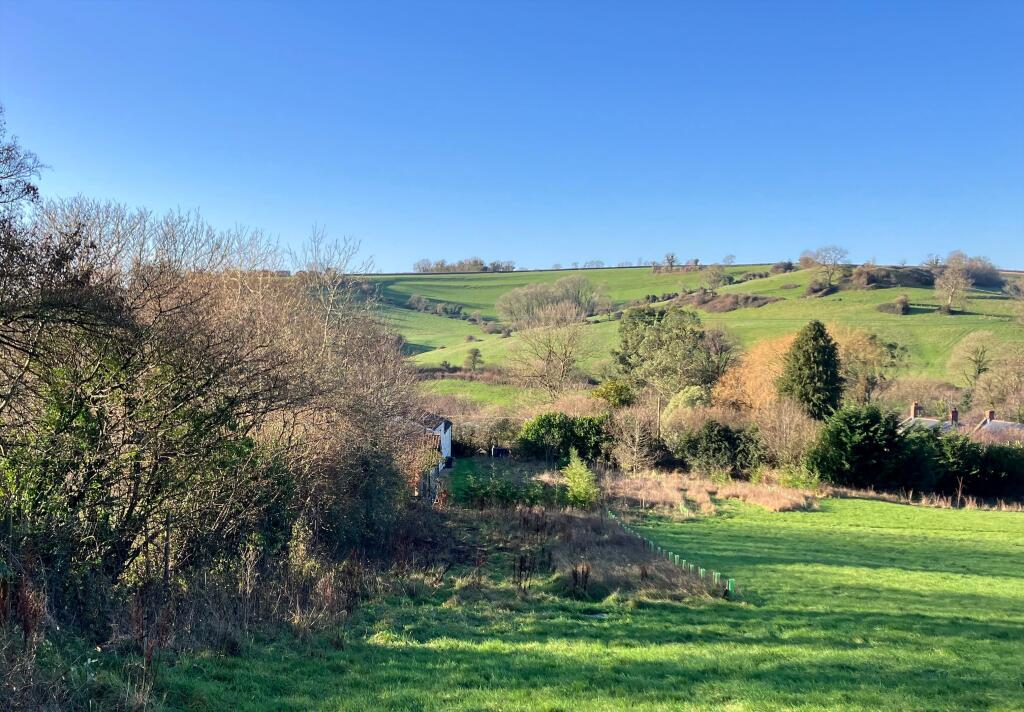 Additional image 19 of Near Bruton, Batcombe Country House with Paddock and Outbuildings BA4