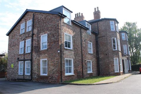Fulford Road, Fulford Road YO10