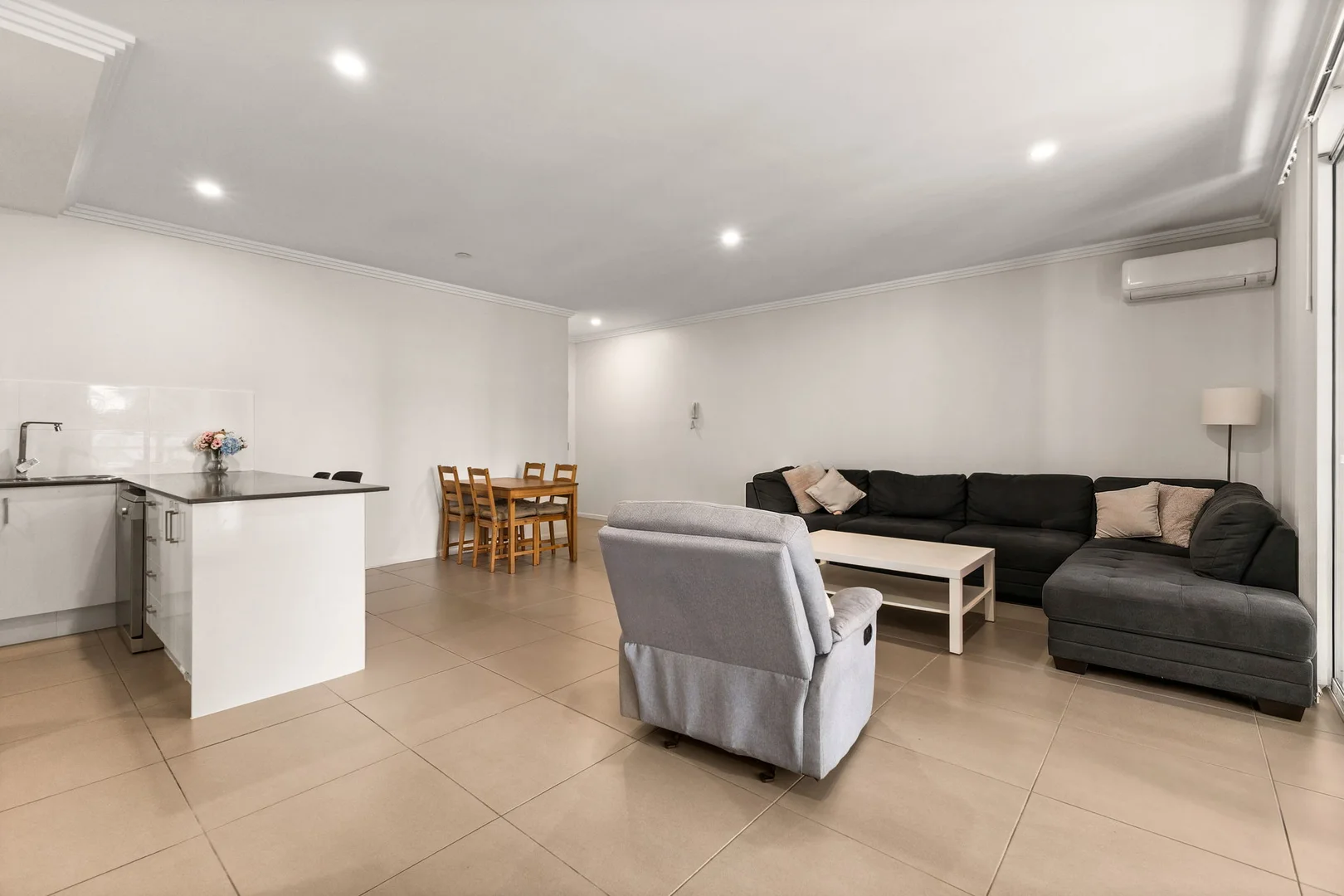 Additional image 2 of 22/52 Latham Street, Chermside QLD 4032