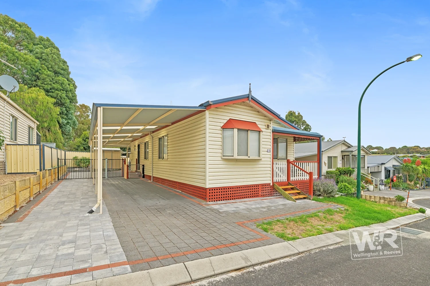 85/550 Albany Highway, Milpara WA 6330