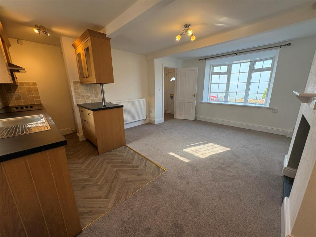 Additional image 6 of Scarlet Heights, Queensbury, Bradford