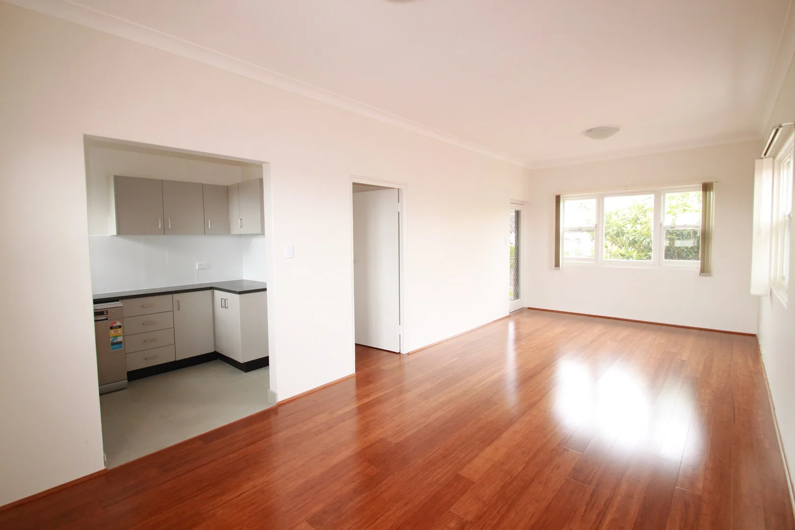2/7A Anderton Street, Marrickville NSW 2204