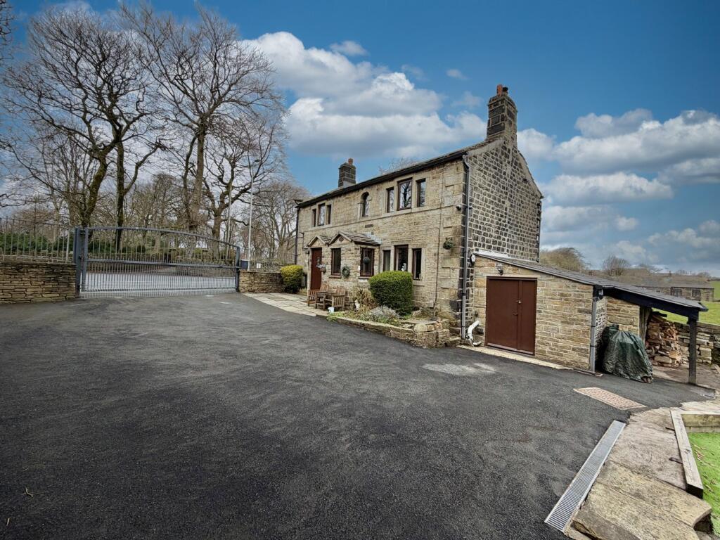 Keighley Road, Denholme, Bradford, BD13