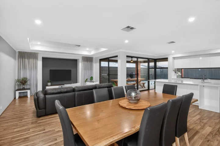 Additional image 7 of 1 Raphoe Loop, Bullsbrook WA 6084