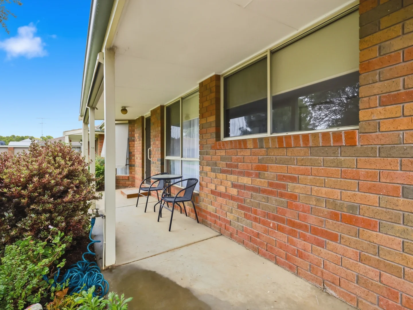 2/8 Simpson Street, Bacchus Marsh VIC 3340 photo 3