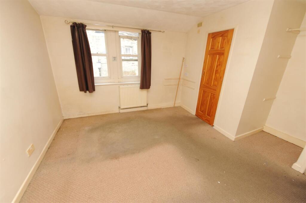 Additional image 5 of Greenfield Lane, Idle, Bradford