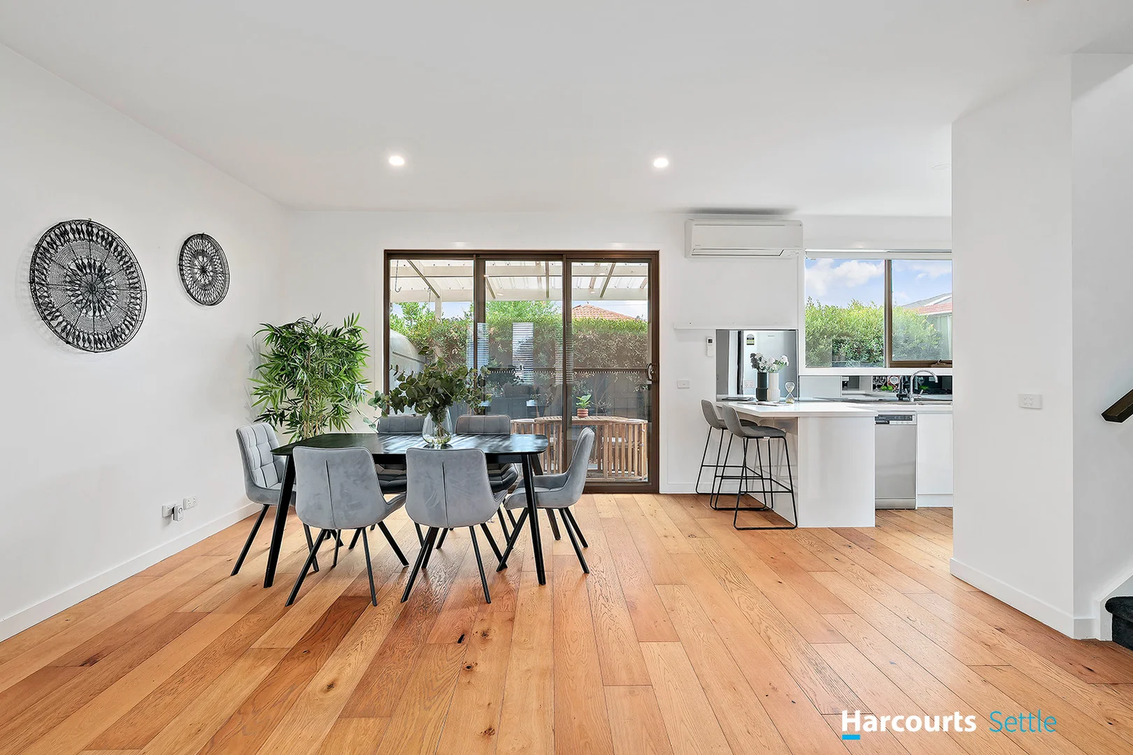 Additional image 3 of 4/12 Burns Avenue, Clayton South VIC 3169
