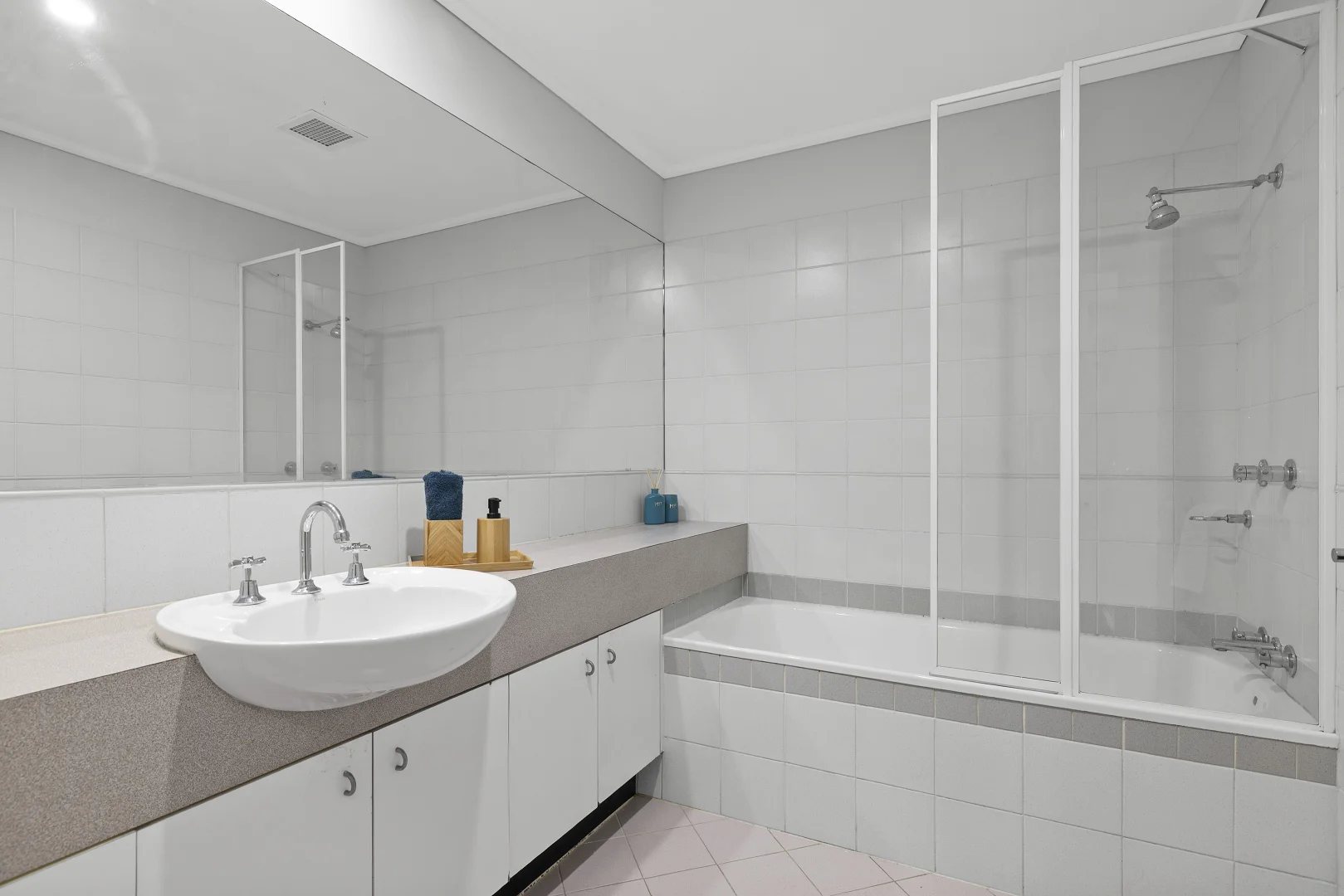 Additional image 12 of 11/70 Albert Road, South Melbourne VIC 3205