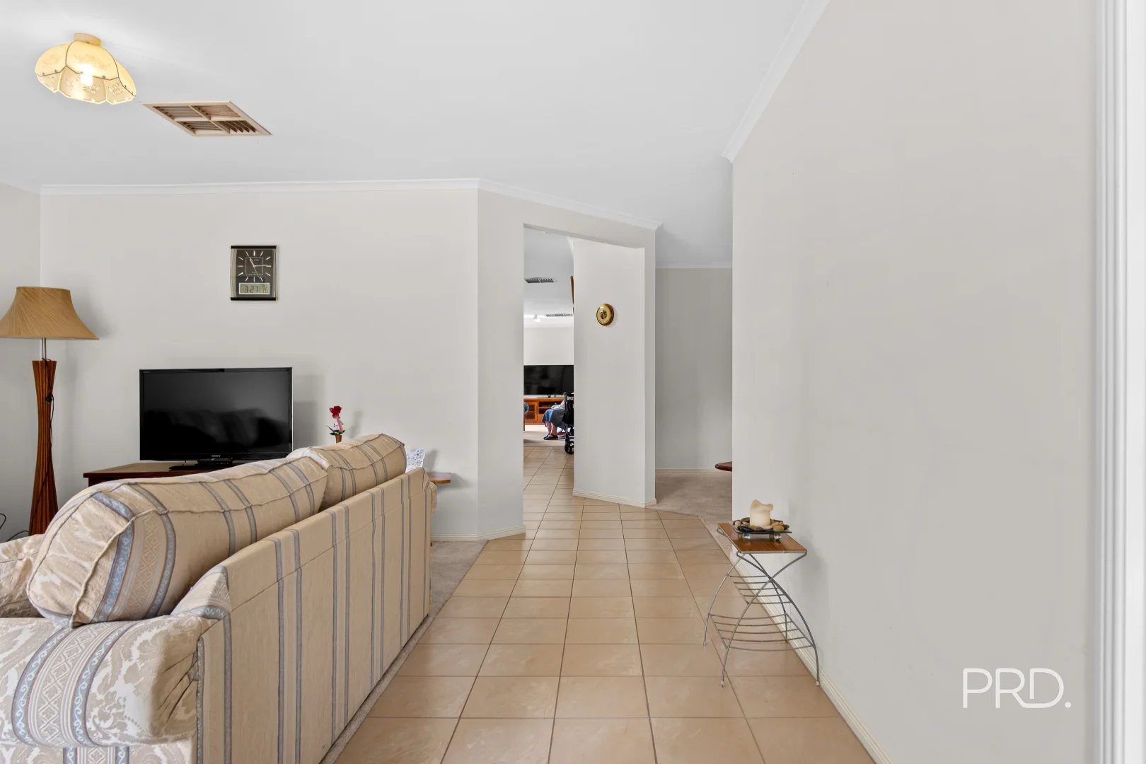 Additional image 3 of 14 Yeomans Place, Kooringal NSW 2650