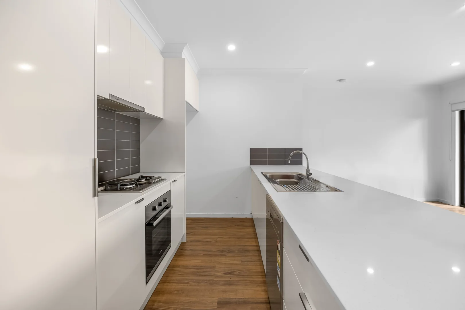 Additional image 2 of 16 Eldenwood Mews, Canadian VIC 3350