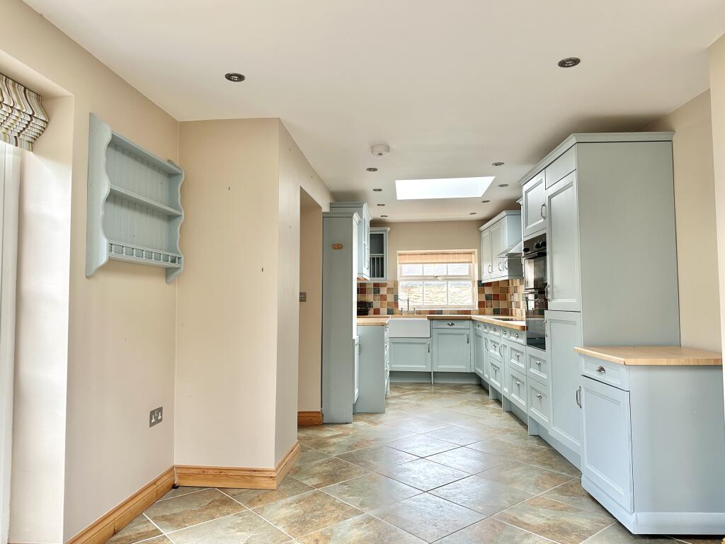 Hill House, Yenston, Somerset, BA8 0NG photo 5