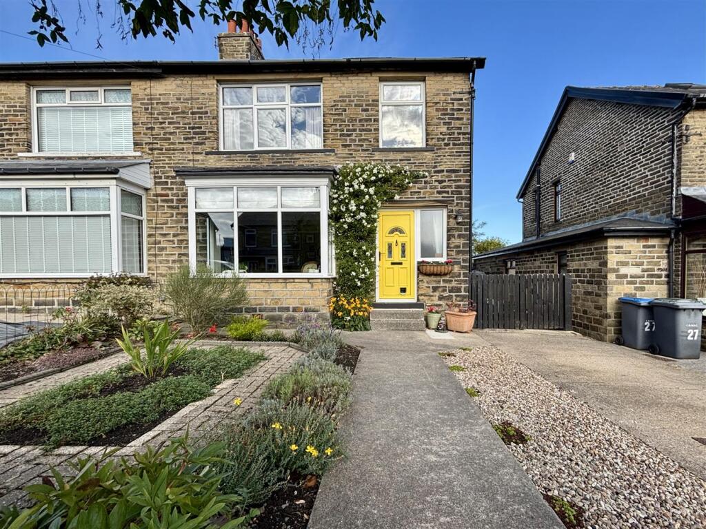 Fieldway, Clayton, Bradford