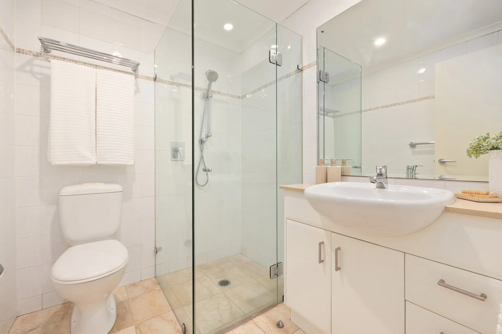 Additional image 12 of 1/5 Darley Street East, Mona Vale NSW 2103