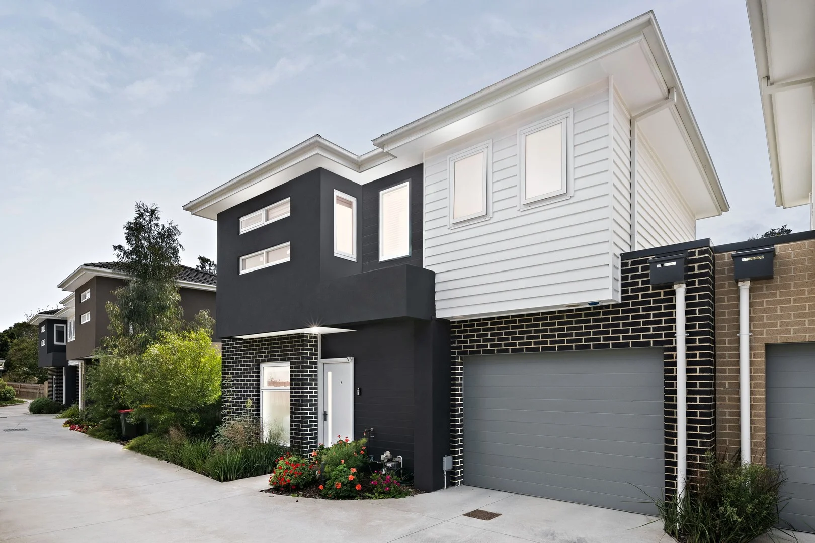 8/29 Athol Court, Langwarrin VIC 3910