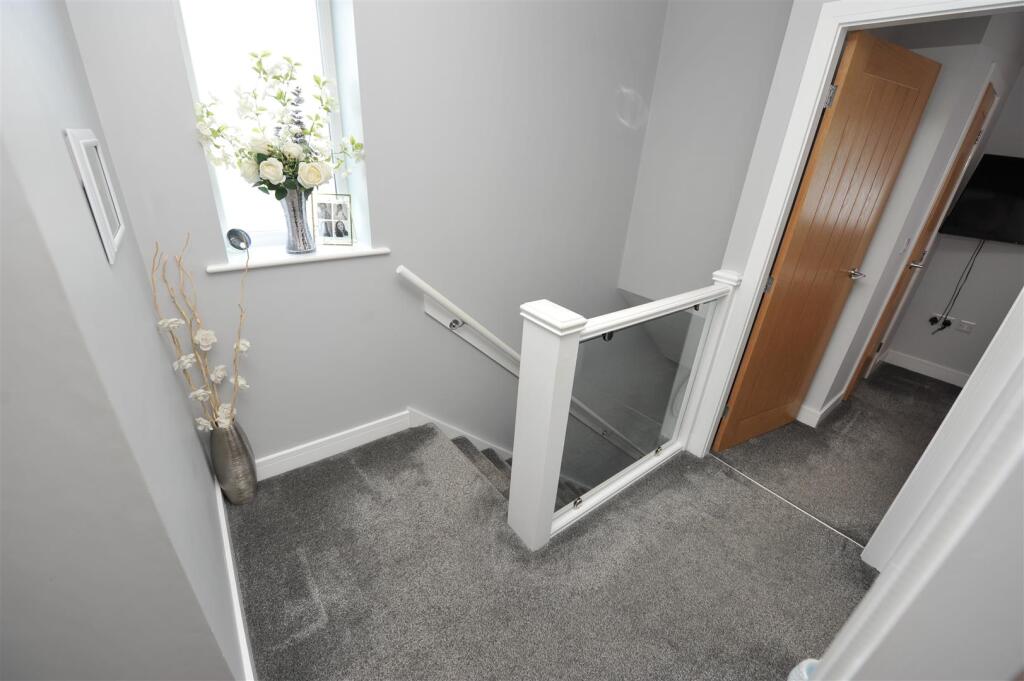Additional image 9 of Ridgeway, Wrose, Shipley