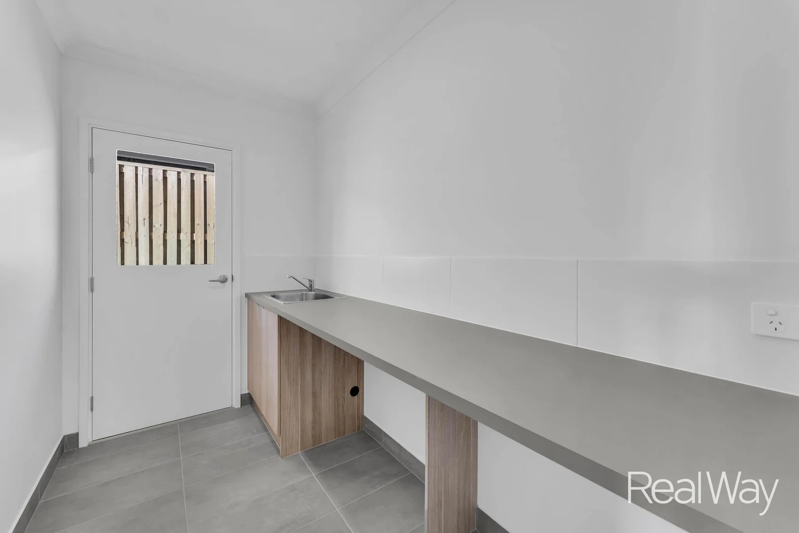 Additional image 7 of 28 Seymour Way, White Rock QLD 4306