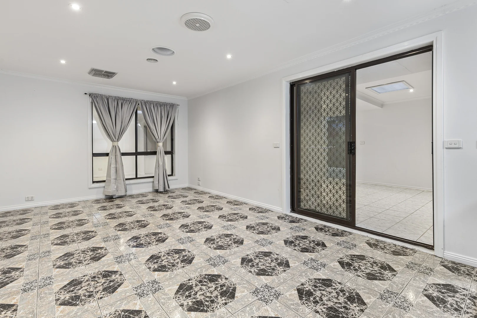 Additional image 10 of 59 Bicentennial Crescent, Meadow Heights VIC 3048