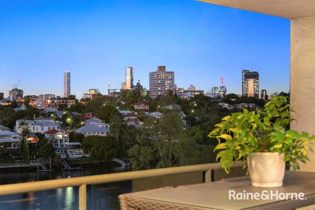5/164 Macquarie Street, St Lucia QLD 4067