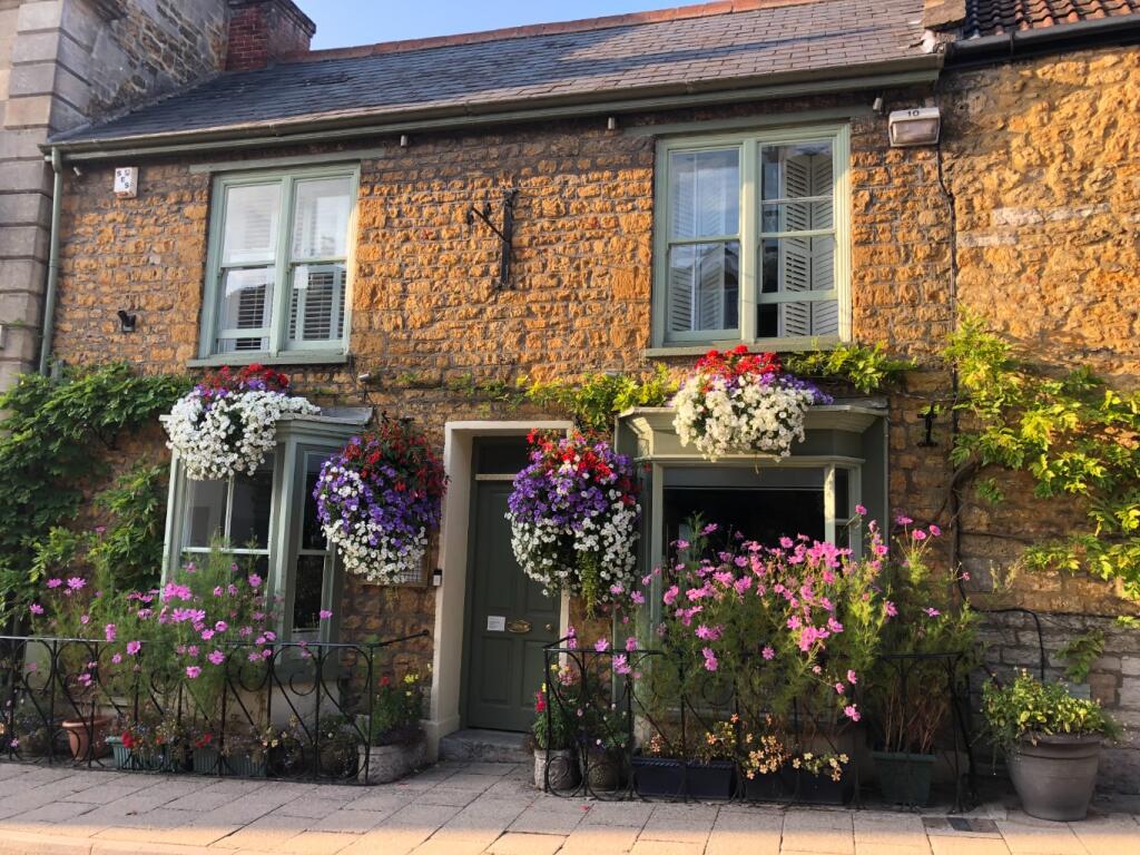High Street, Castle Cary, Somerset, BA7