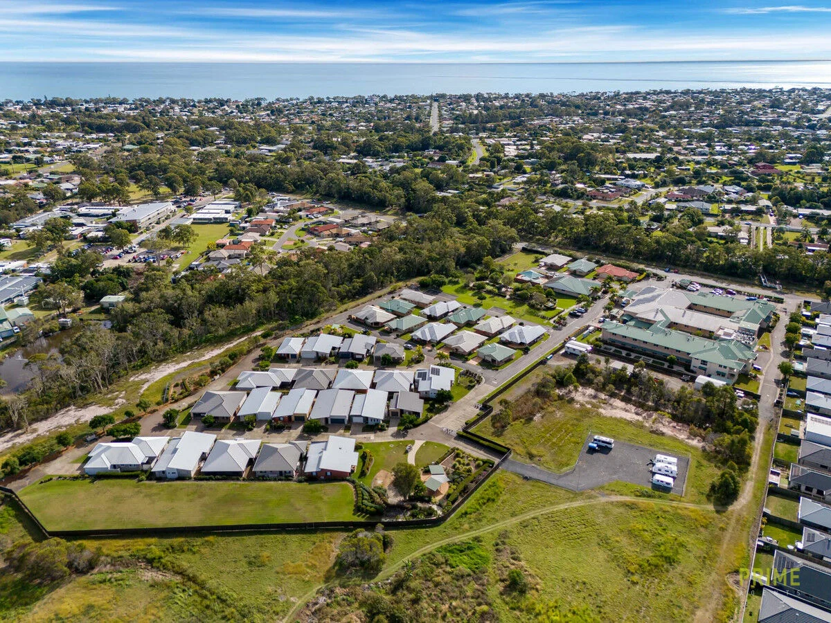 Additional image 11 of Villa 412/74-98 Emerald Park Way, Urangan QLD 4655