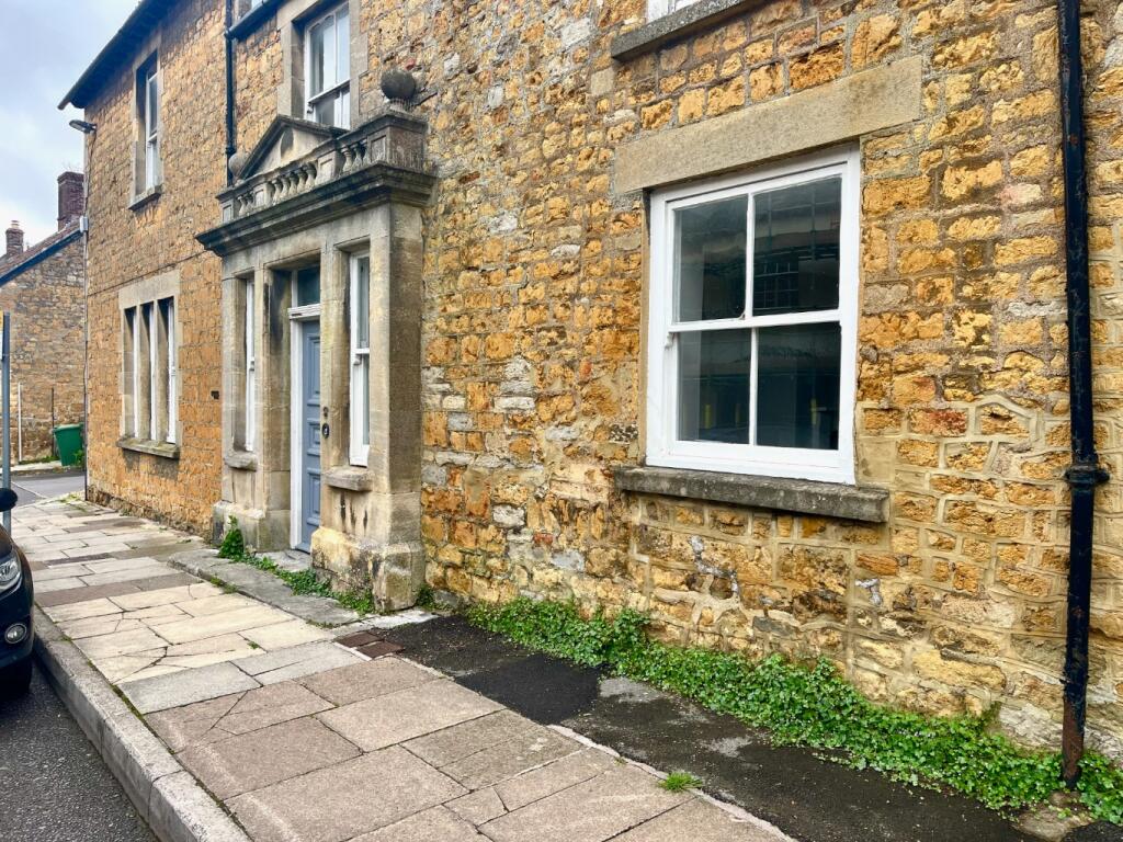 Montague House, Woodcock Street, Castle Cary, Somerset, BA7