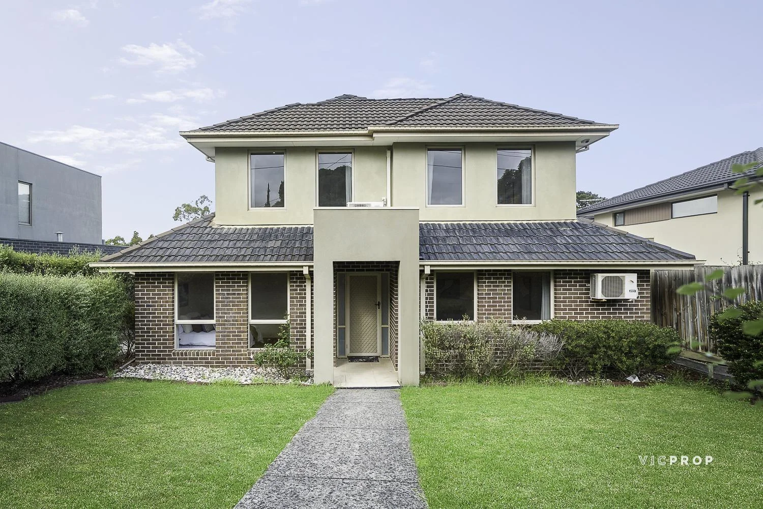 1/28 Boronia Grove, Doncaster East VIC 3109