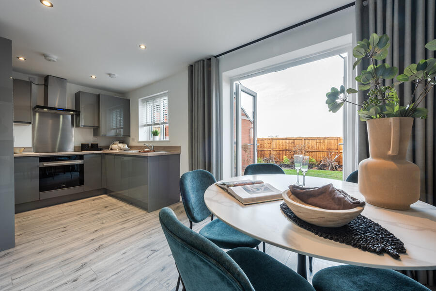 Keighley Road,
Bingley,
BD16 2RS