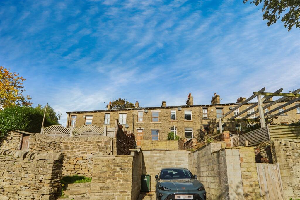 Laythorpe Terrace, East Morton, Keighley