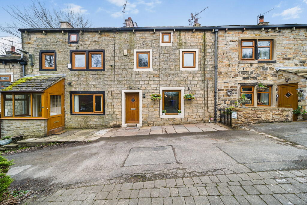 Pendle Bridge, Reedley, Burnley, BB12 9DP