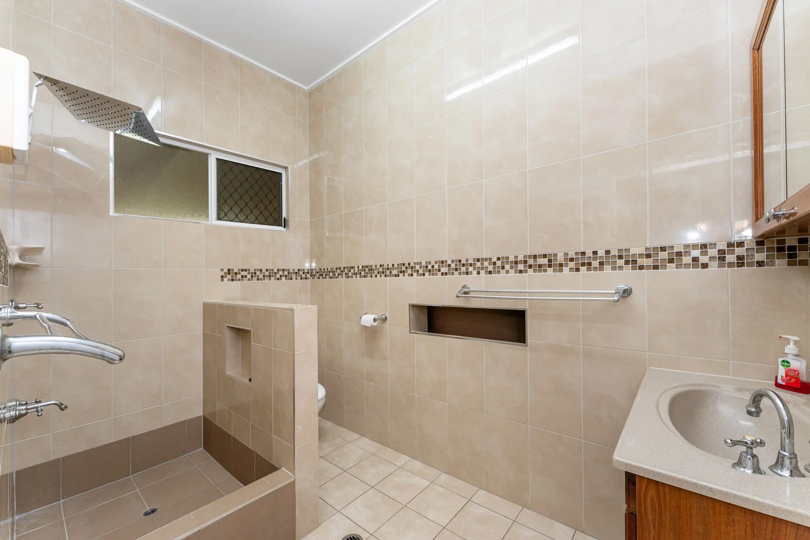 Additional image 11 of 53 Melrose Crescent, Kelso QLD 4815