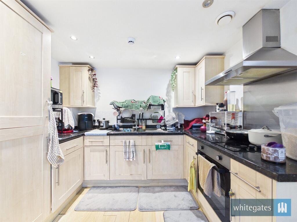 Sunbridge Road, Bradford, West Yorkshire, BD1 photo 3