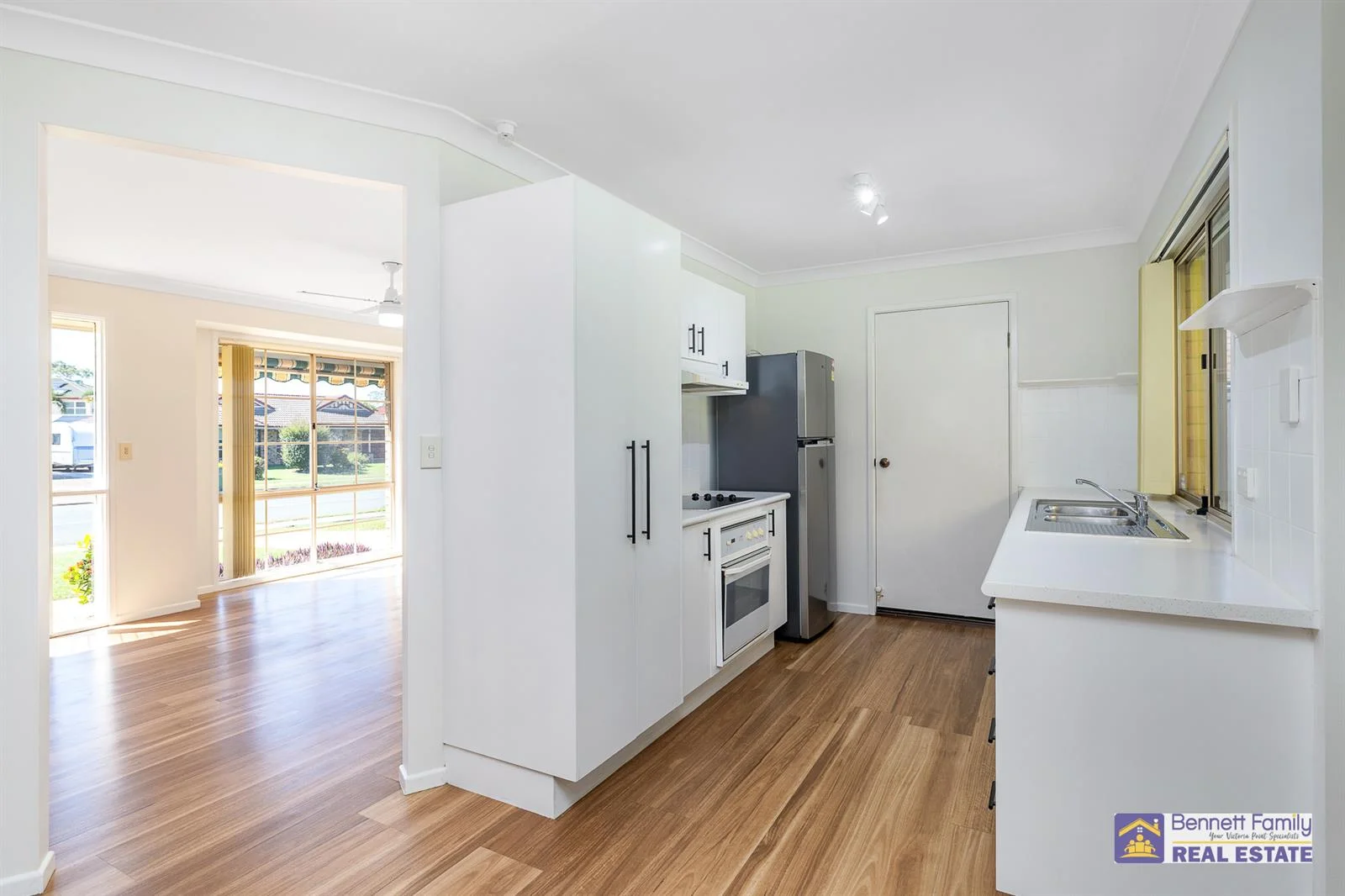 68 Link Road, Victoria Point QLD 4165 photo 3