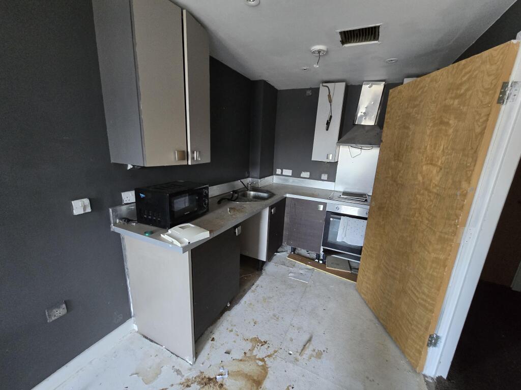 Additional image 48 of 88 Otley Road, Shipley, West Yorkshire, BD18