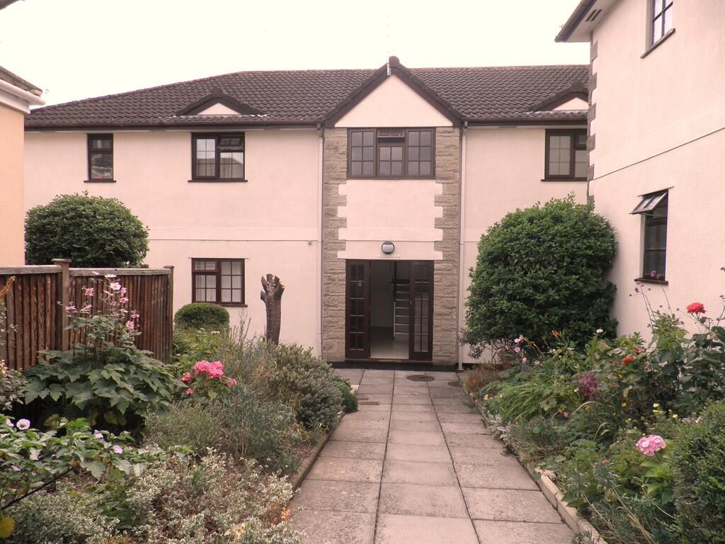 Montague Gardens, Castle Cary