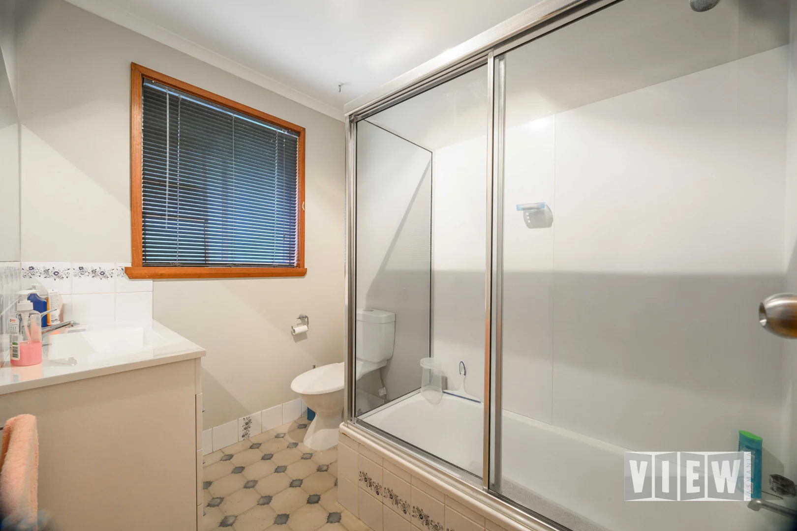 Additional image 9 of 1/1-5 Winspears Road, East Devonport TAS 7310