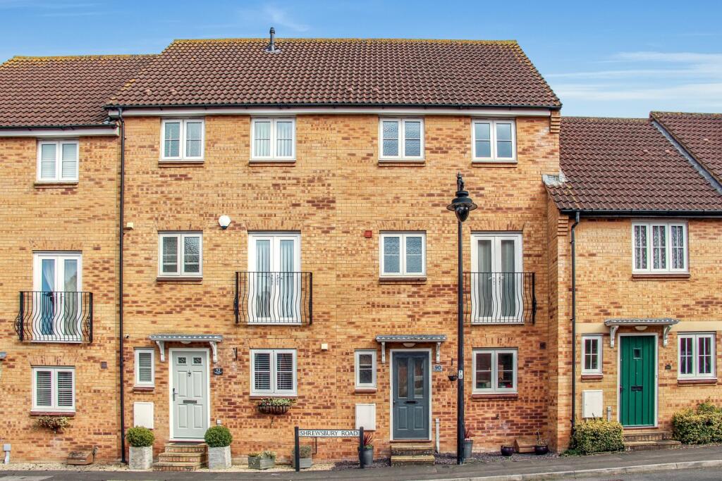 90 Shrewsbury Road, Yeovil